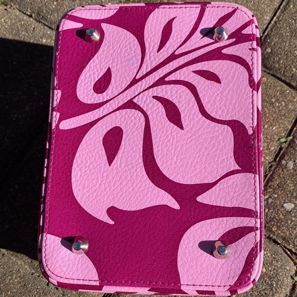 Vintage Y2K Roxy toiletry travel hard case. Like new! - Picture 5 of 7